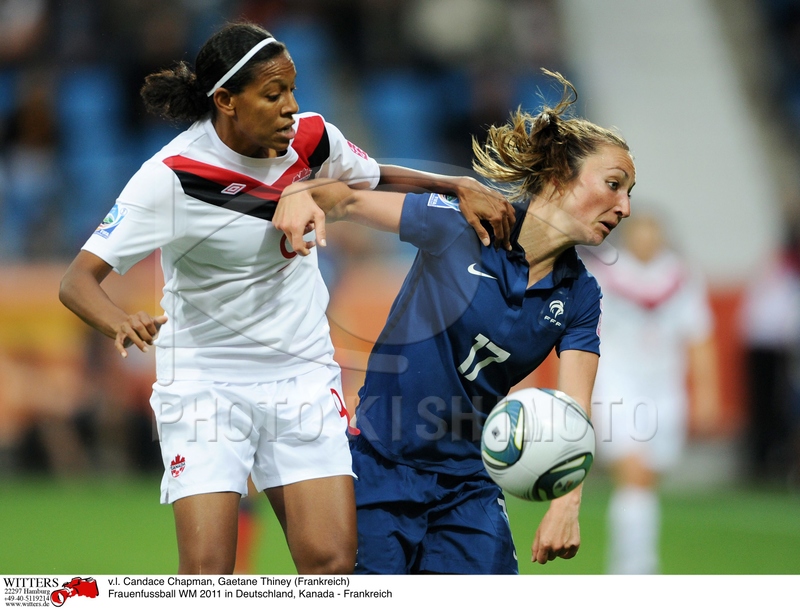 フランス代表女子サッカー証明書Gaetane Thiney 直筆サイン入りフォト フランス代表女子サッカー証明書Gaetane Thiney 直筆サイン入り