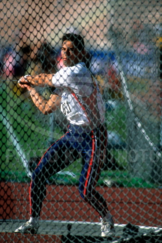 室伏広治　掲載誌 PHOTO KISHIMOTO CORPORATION