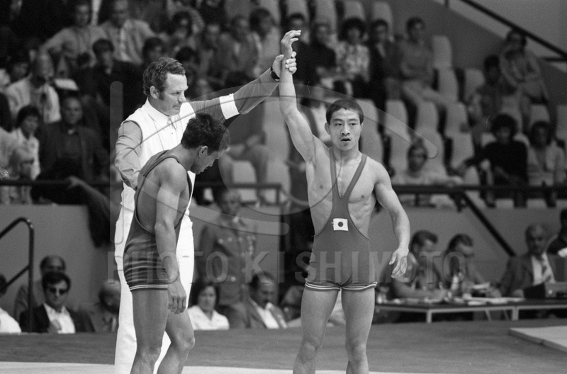 激レア　ポーランド代表　ローイングスーツ　レスリング　五輪　トレーニング WinTechパラローイング艇
